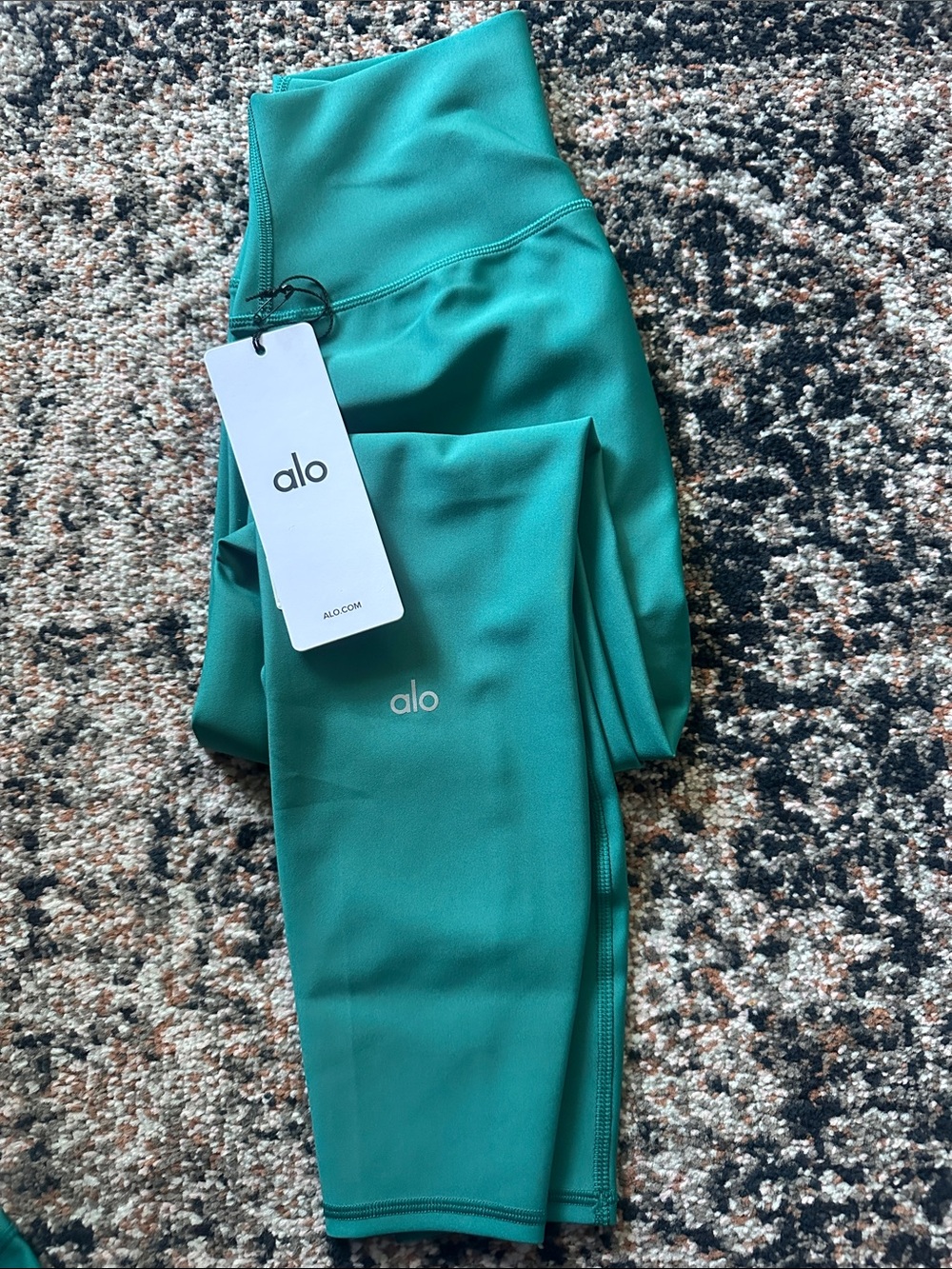 ALO High Waits Airlift Leggings